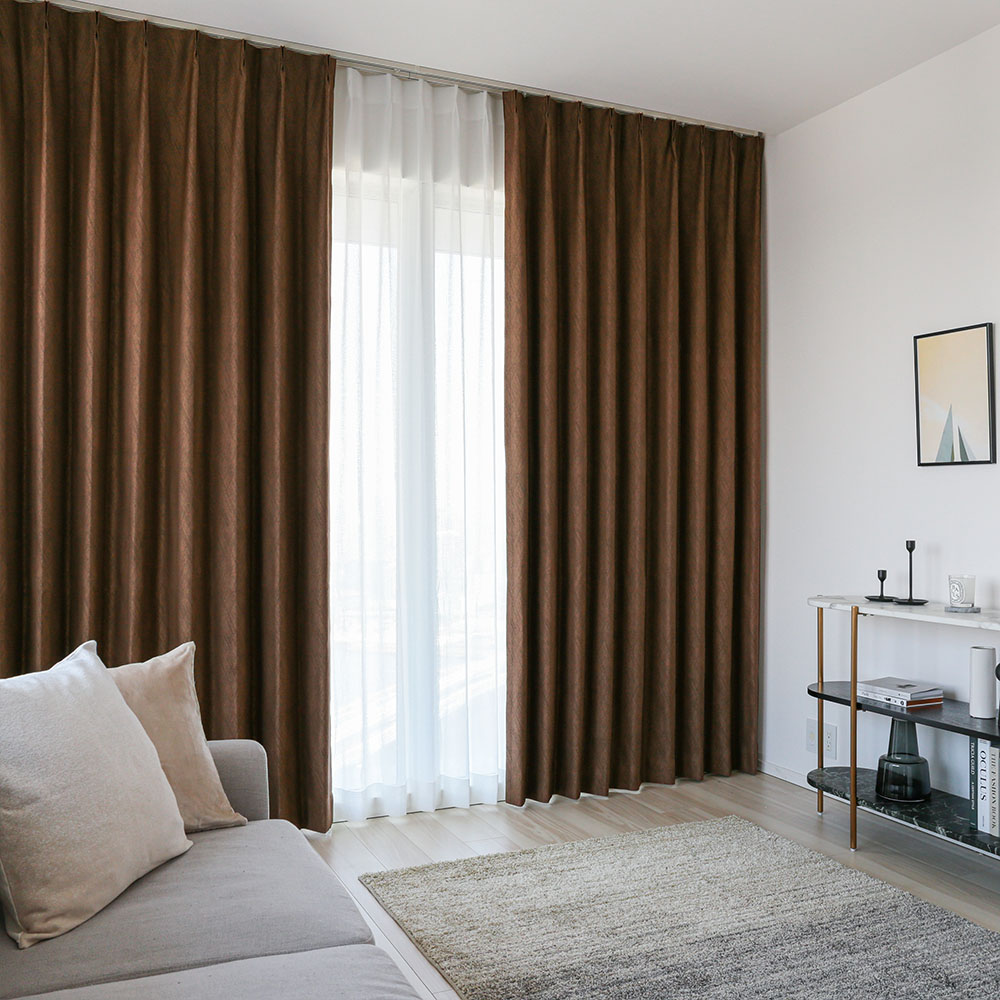 ラグジュアリーな雰囲気漂う完全遮光カーテン ＜アワード＞