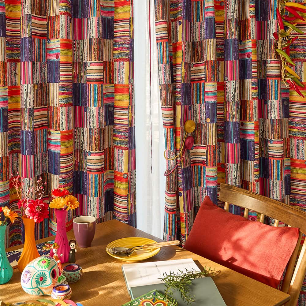 2級遮光カーテン 陽気なメキシカン・インテリアにわくわく♪カラフルなパッチワーク柄プリントのオーダーカーテン ＜グラシアス マルチ＞