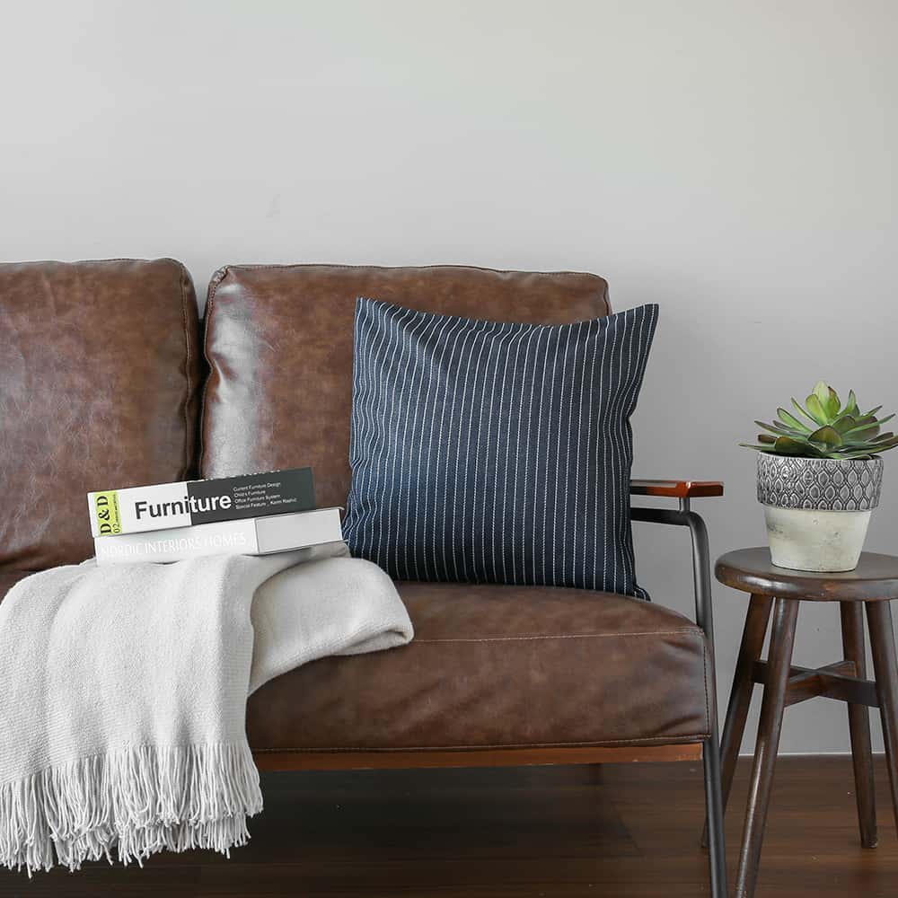 クッションカバー デニムオリジナルデザインカーテンと同柄のクッションカバー カルロスクッションカバー インディゴピンストライプ 1cm刻みのカーテン パーフェクトスペースカーテン館