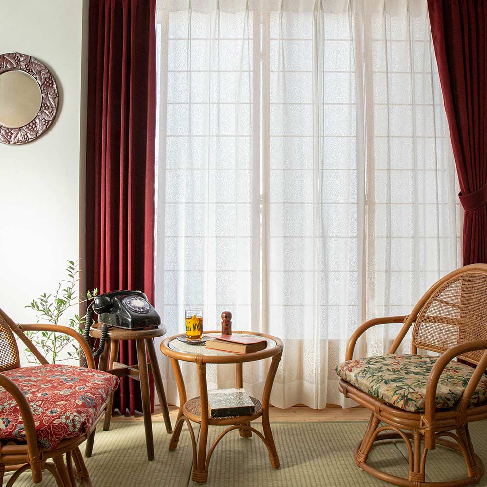 レトロ レースカーテン アンティークな雰囲気が、昭和レトロの部屋を豪華に彩ります ＜キャナル ホワイト＞ | 1cm刻みのカーテン |  パーフェクトスペースカーテン館
