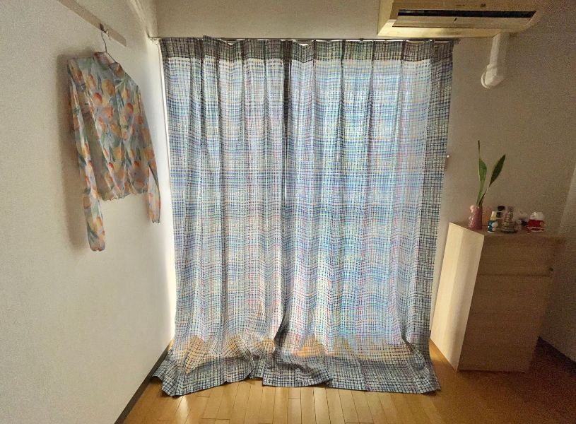 筆者の自宅のカーテン