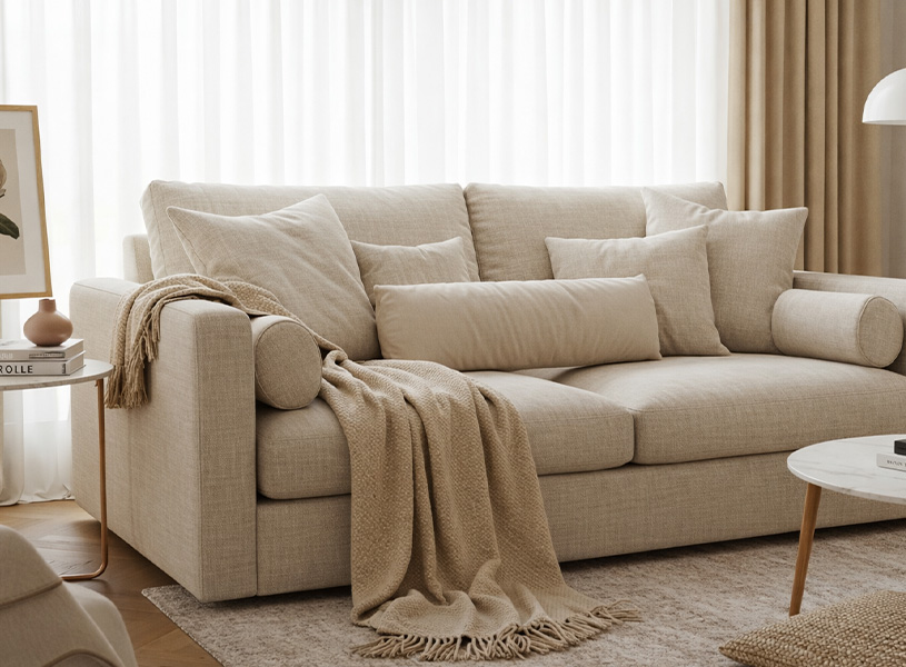 ベージュの割合が多い部屋