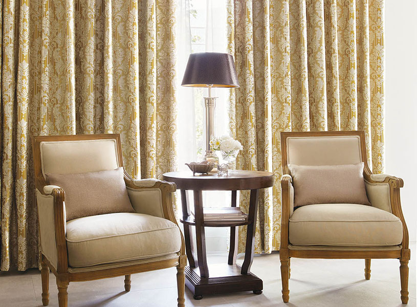 プロが解説！クラシックインテリアで上質な部屋に｜モダンクラシックも