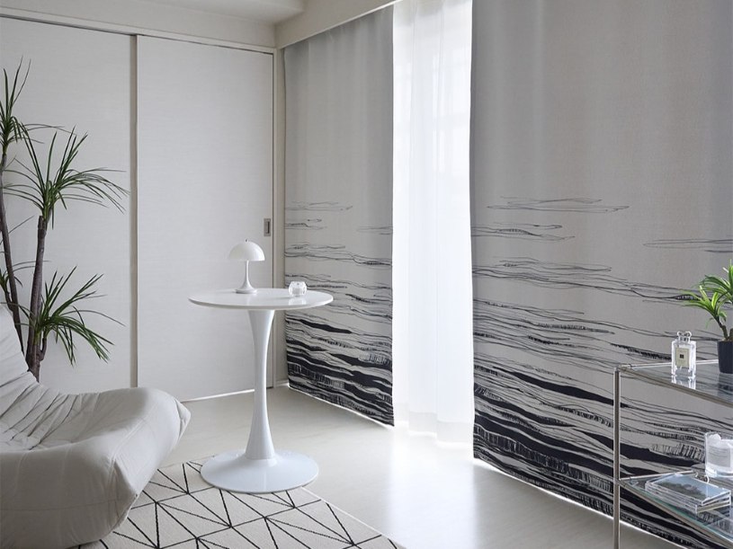 韓国風モダンインテリアに似合うモノトーンアートカーテン