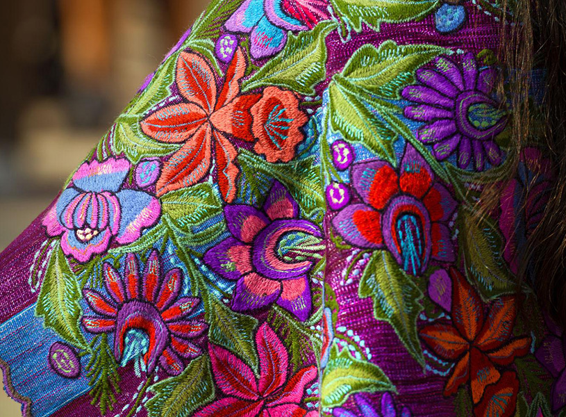 シナカンタン村刺繡