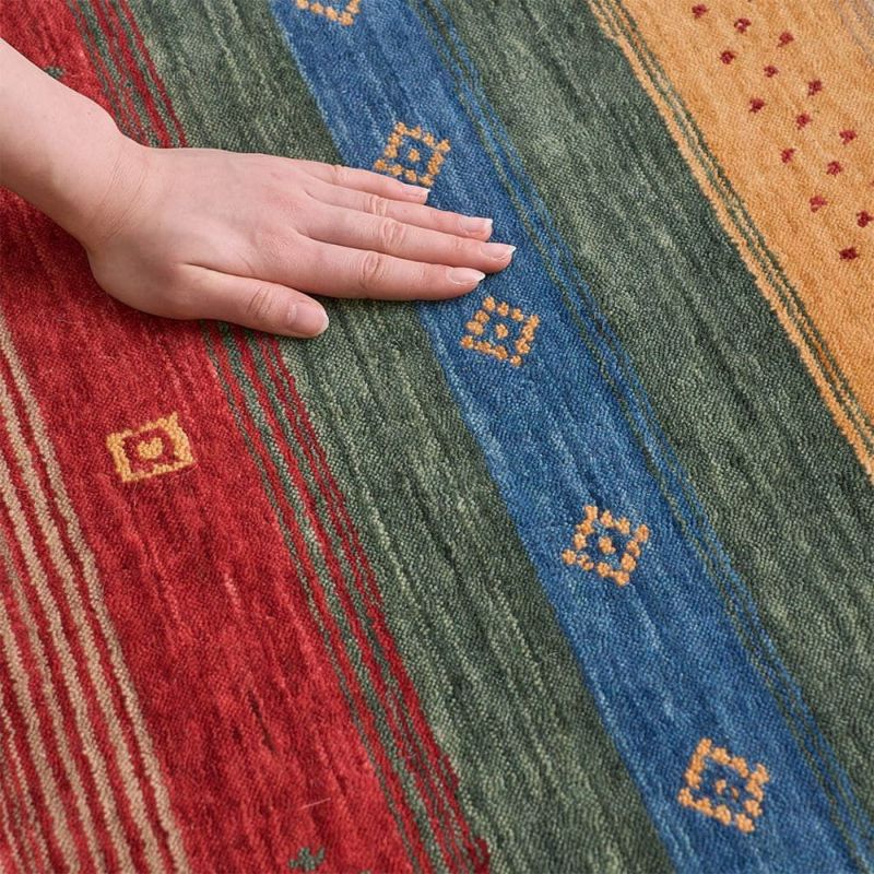 最短・翌日出荷】ラグ イランの市場を思わせる、にぎやかで陽気 最短・翌日出荷】ラグ イランの市場を思わせる、にぎやかで陽気